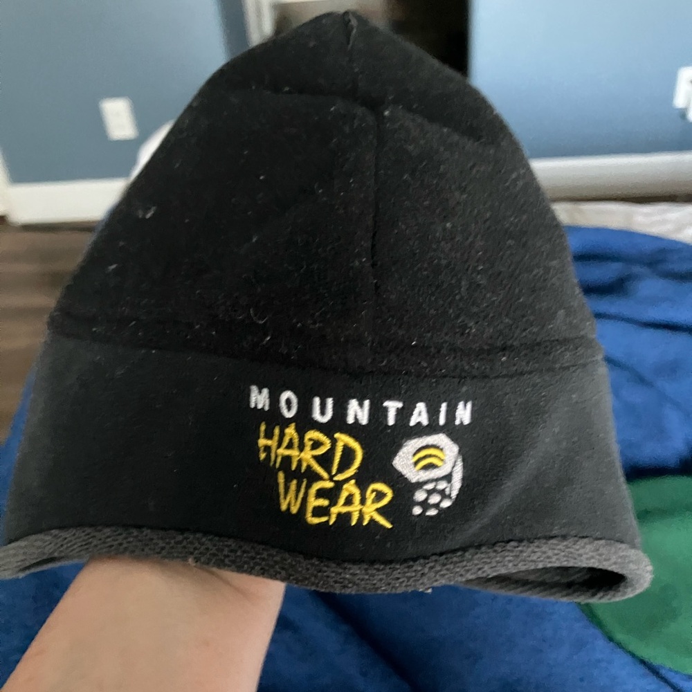 Mountain Hardwear Beanie, size large, black